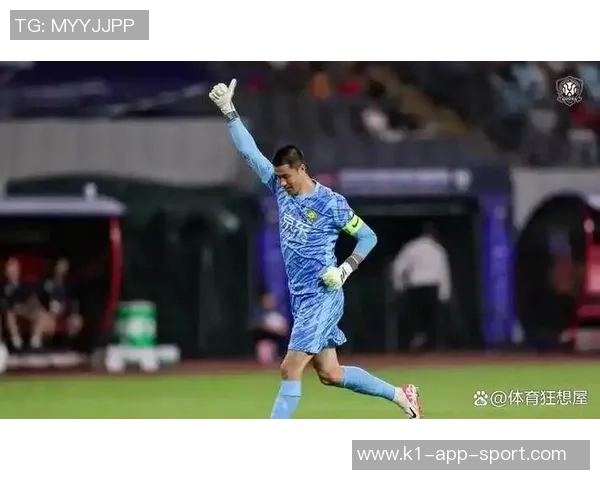 国安队今晨十点启程前往海口进行冬训斯帕吉奇法比奥随队出发